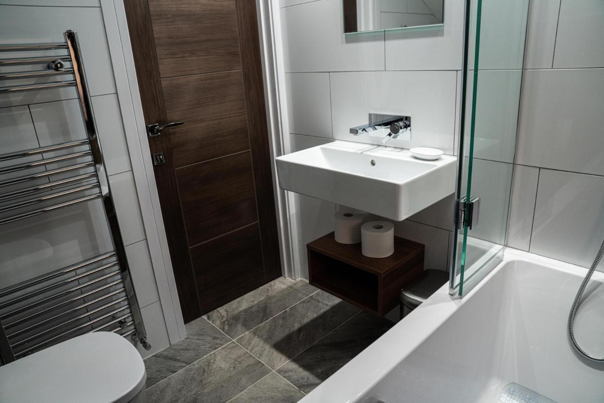 Chestnut Retreat A Stunning Annex Apartment Ossett ภายนอก รูปภาพ