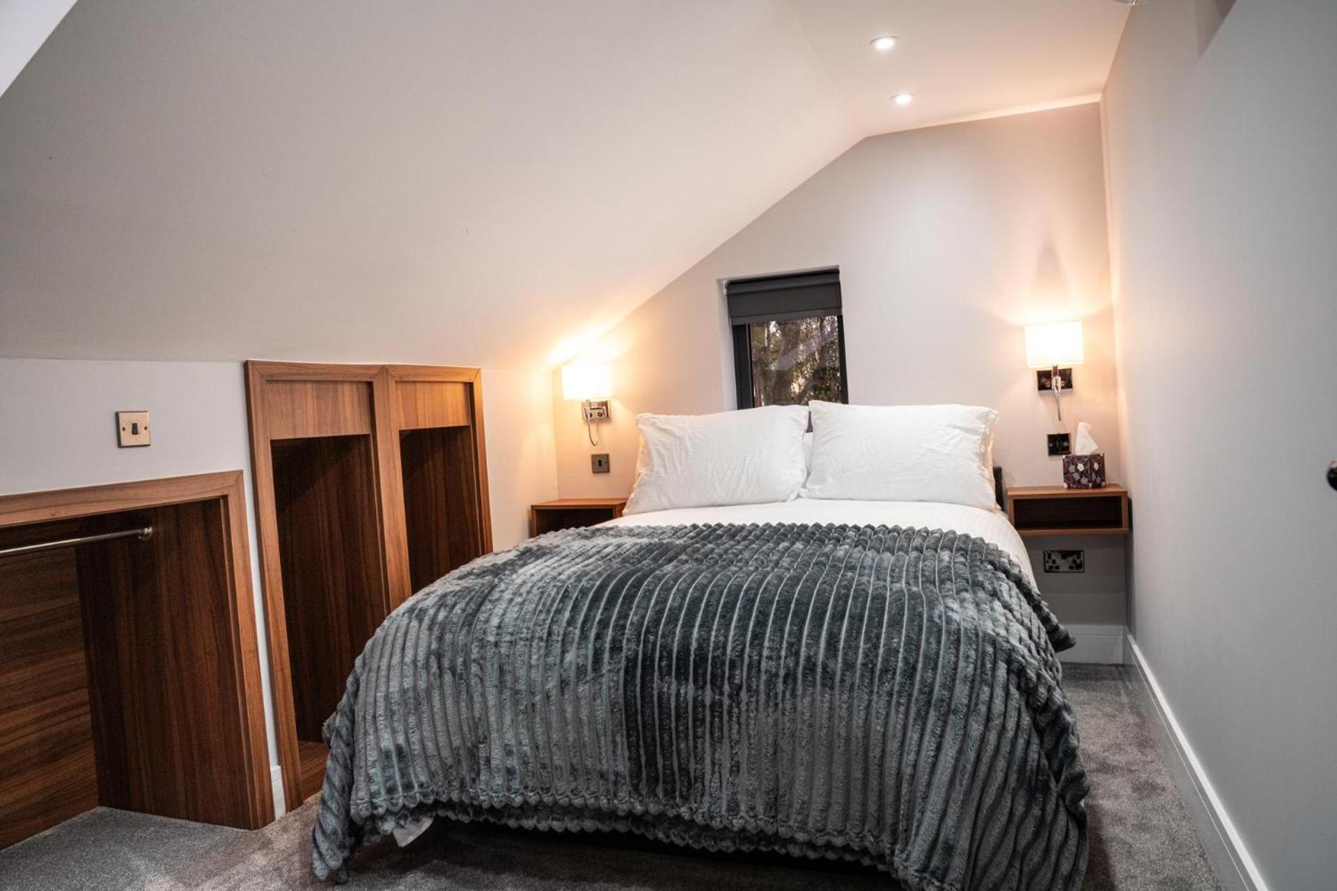 Chestnut Retreat A Stunning Annex Apartment Ossett ภายนอก รูปภาพ