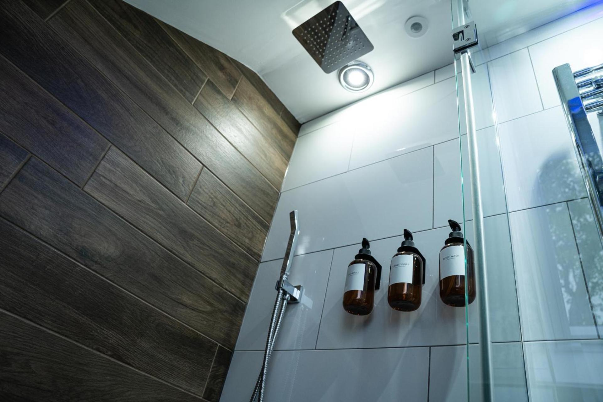 Chestnut Retreat A Stunning Annex Apartment Ossett ภายนอก รูปภาพ