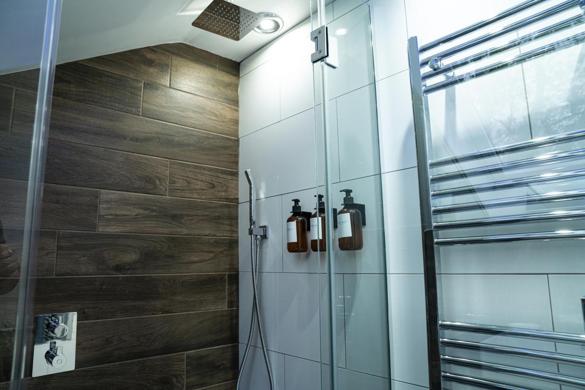 Chestnut Retreat A Stunning Annex Apartment Ossett ภายนอก รูปภาพ